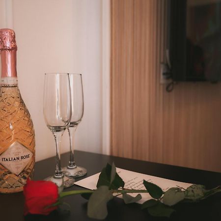 Luxury Jacuzzi Apartment Мостар Екстер'єр фото