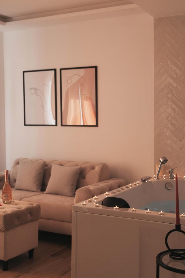 Luxury Jacuzzi Apartment Мостар Екстер'єр фото