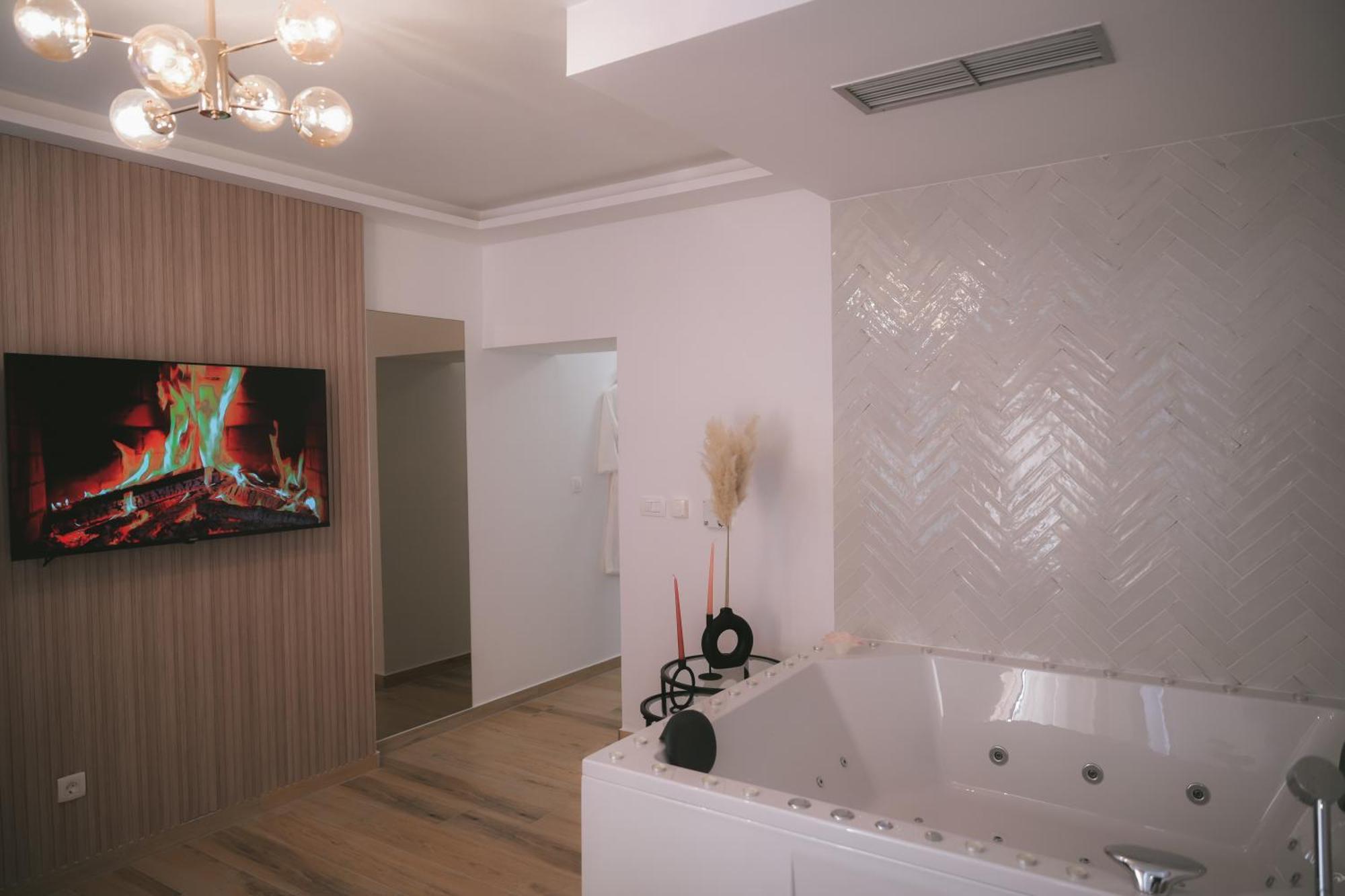 Luxury Jacuzzi Apartment Мостар Екстер'єр фото